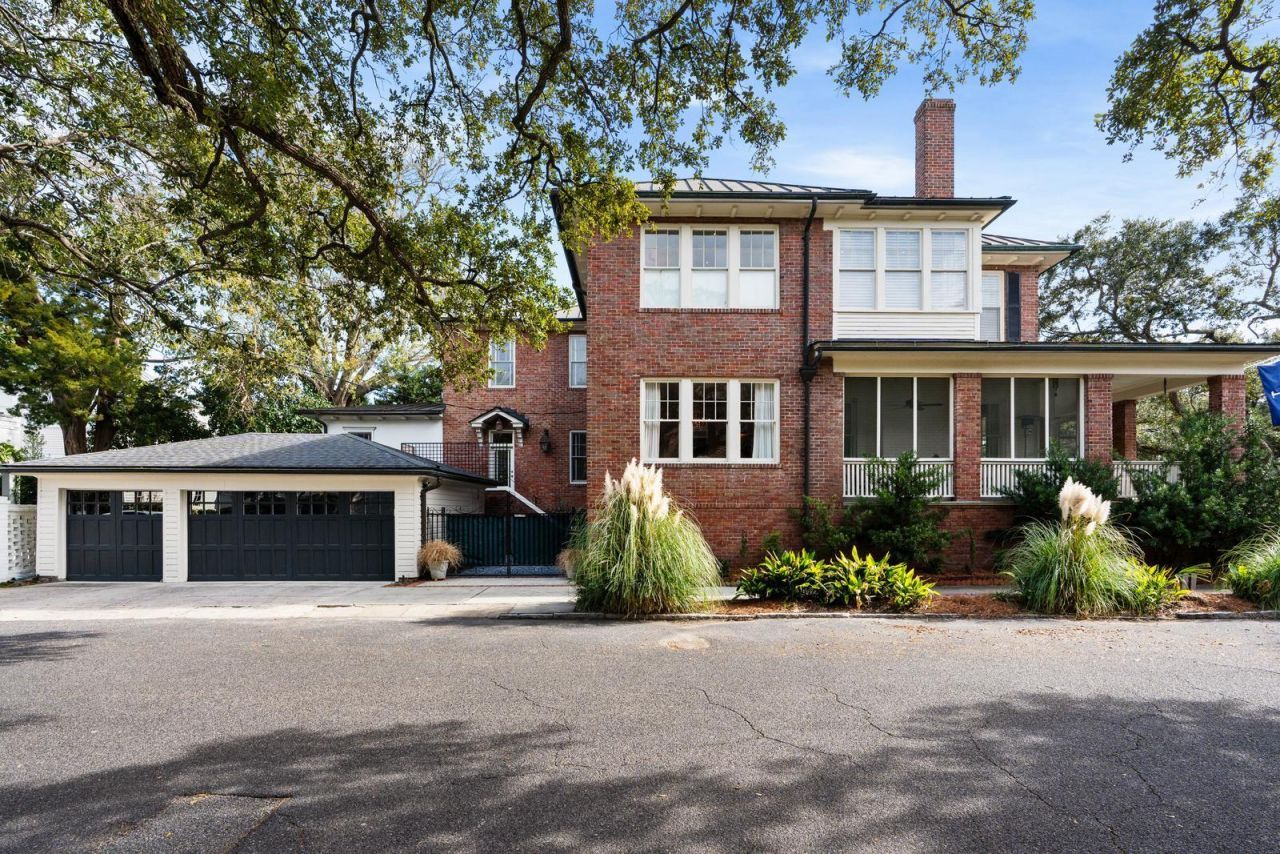 106 S Battery Street Photo 41