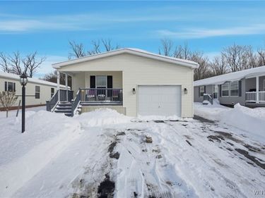 5455 Southwestern Boulevard, Unit 21, Hamburg, NY 14075