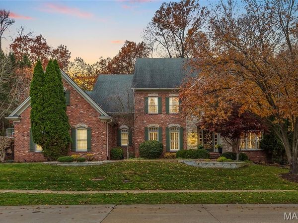 1479 Country Lake Estates Drive, Chesterfield, MO 63005