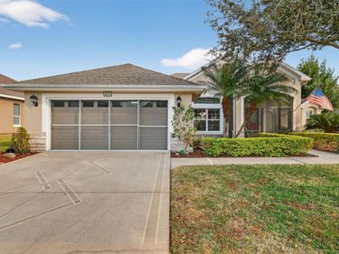 8916 BRIDGEPORT BAY CIRCLE, MOUNT DORA, FL 32757