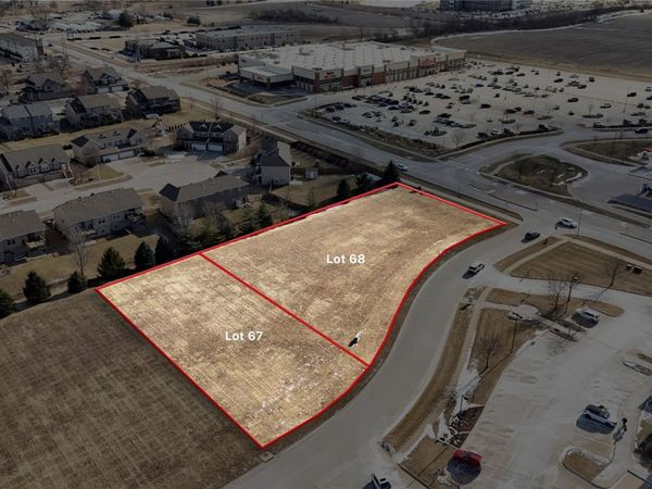 67 & 68 Jordan Street, North Liberty, IA 52317