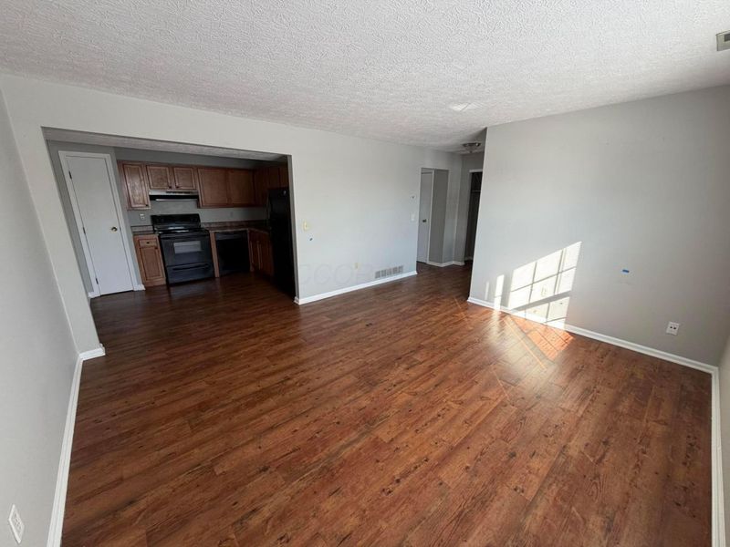 7887 Thornfield Lane , Unit 50, Columbus, OH 43235 Photo 4