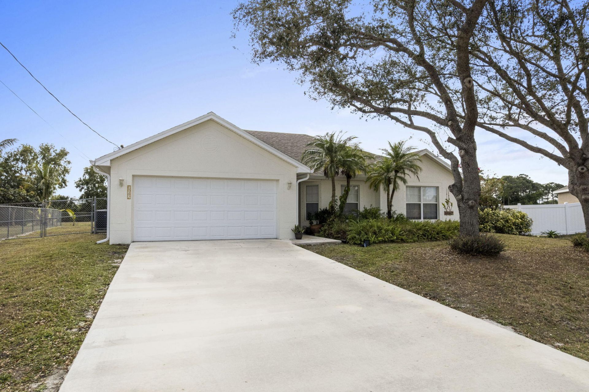 6942 NW Hershy Circle, Port Saint Lucie, FL 34983 Photo