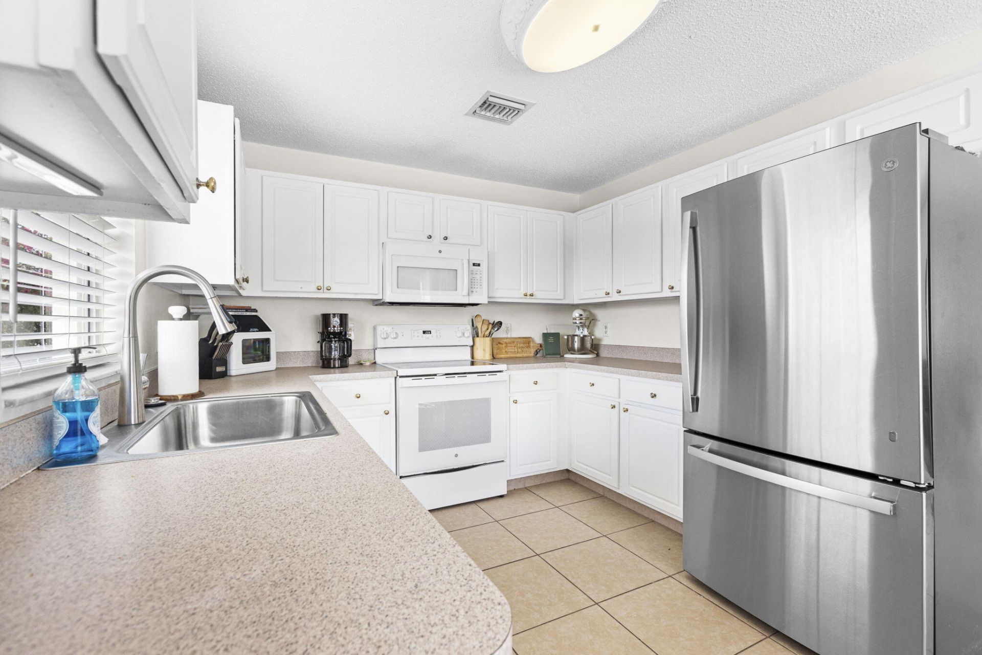 6942 NW Hershy Circle, Port Saint Lucie, FL 34983 Photo