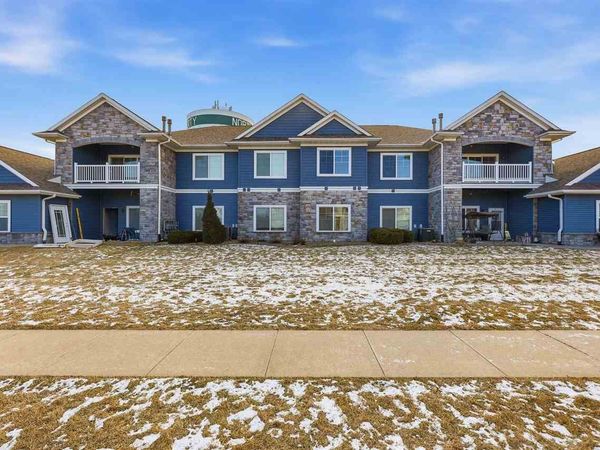 470 Penn Ct., Unit 6, North Liberty, IA 52317