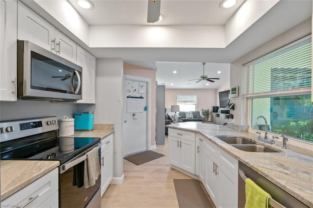 15048 Bonaire Cir, Fort Myers, FL 33908 Photo