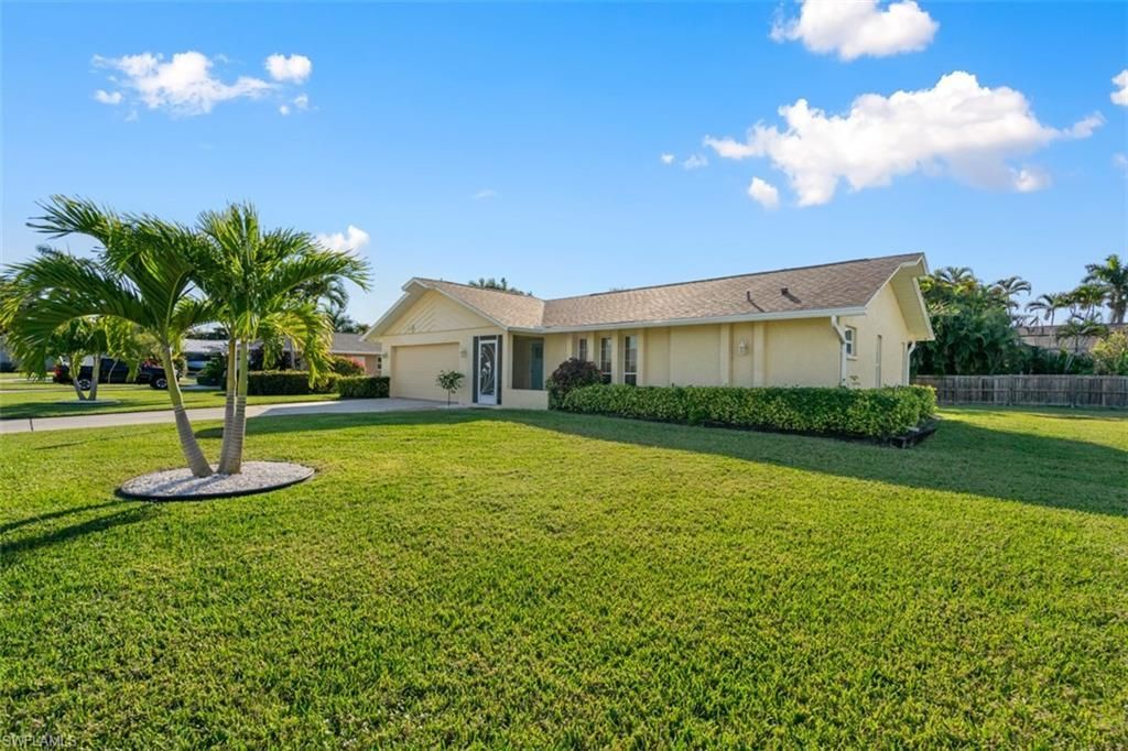 15048 Bonaire Cir, Fort Myers, FL 33908 Photo