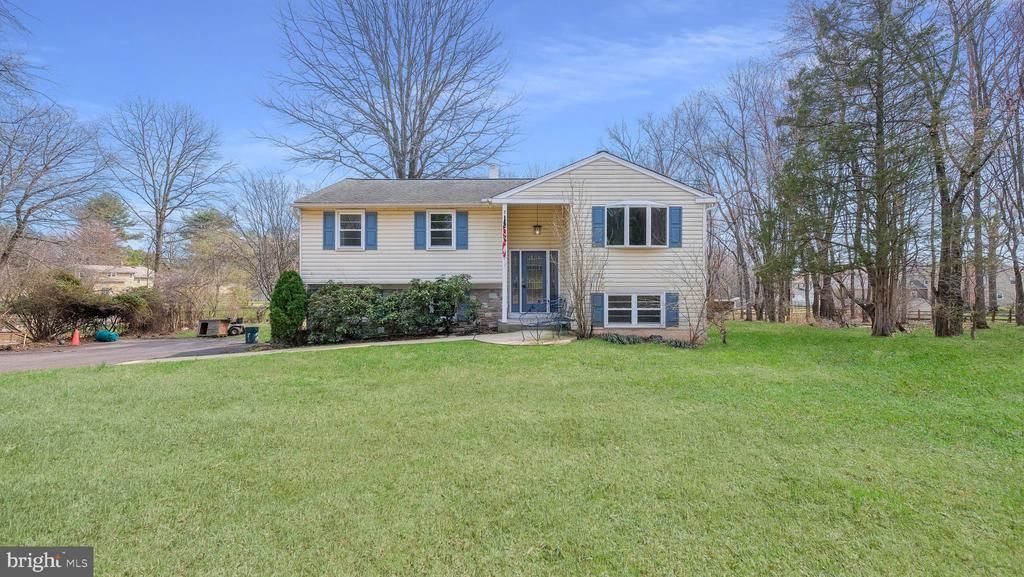 791 Griffiths Road, Warrington, PA 18976 Main Photo