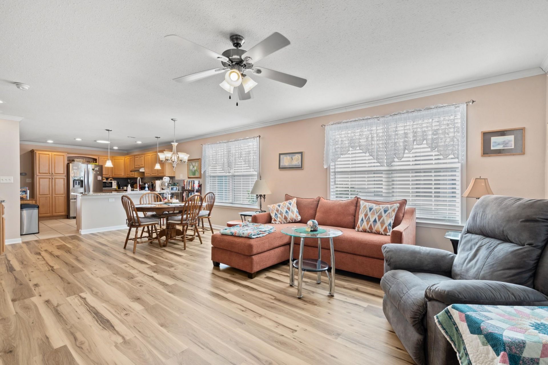 246 Lakeside Crossing Dr. Photo 12