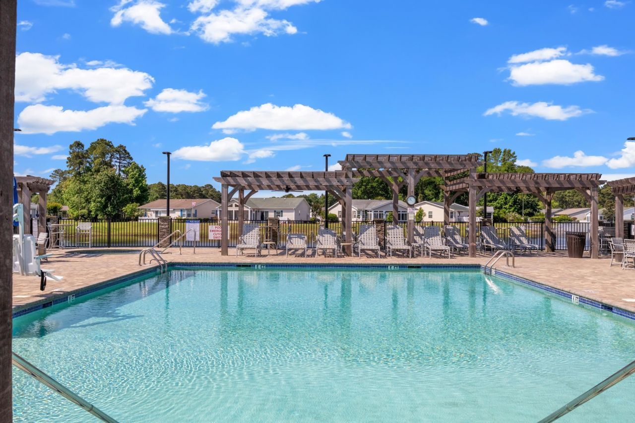 246 Lakeside Crossing Dr. Photo 27