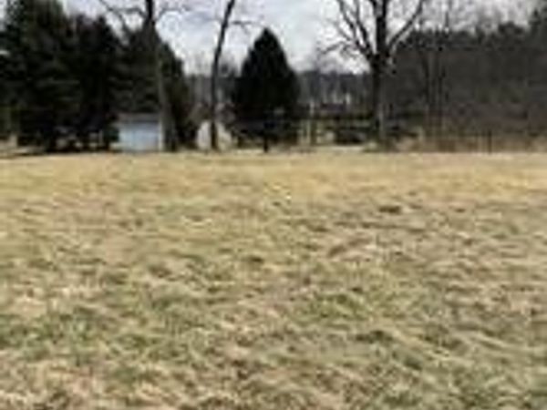 108 Bells Way, Derry, PA 15627