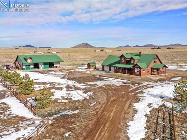 207 Howe Road, Westcliffe, CO 81252