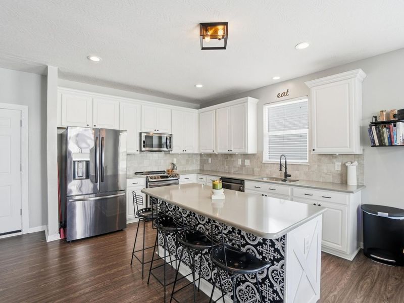 190 Rosewood Loop SW, Commercial Point, OH 43116 Photo 13
