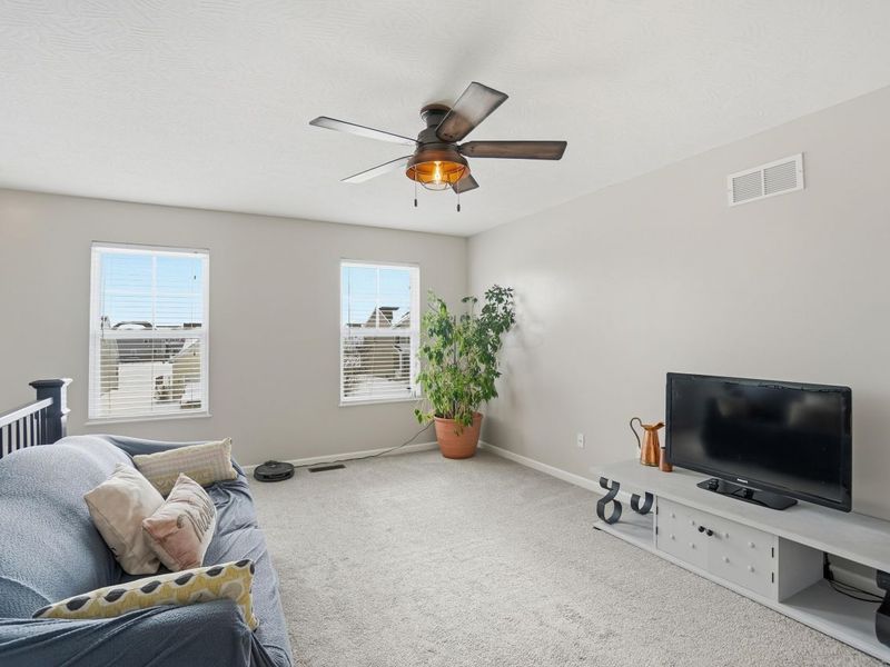 190 Rosewood Loop SW, Commercial Point, OH 43116 Photo 16