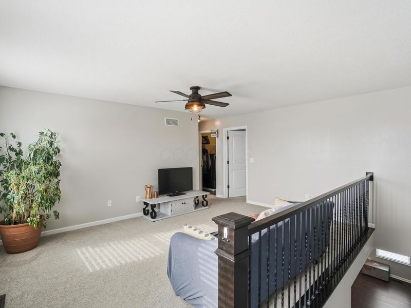 190 Rosewood Loop SW, Commercial Point, OH 43116 Photo 17