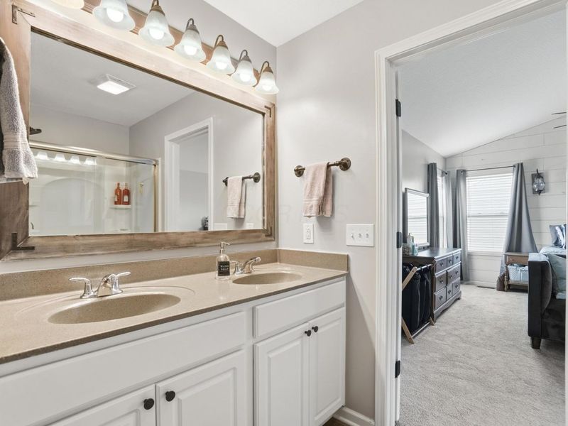 190 Rosewood Loop SW, Commercial Point, OH 43116 Photo 19