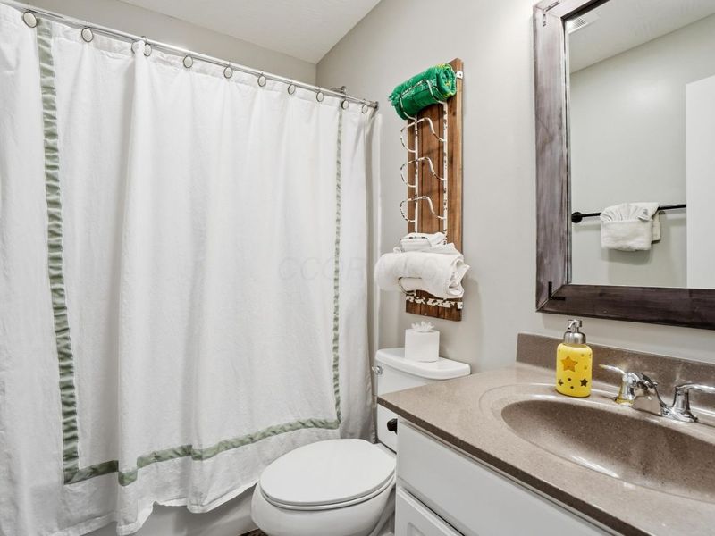 190 Rosewood Loop SW, Commercial Point, OH 43116 Photo 21