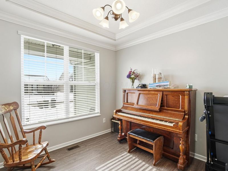 190 Rosewood Loop SW, Commercial Point, OH 43116 Photo 5