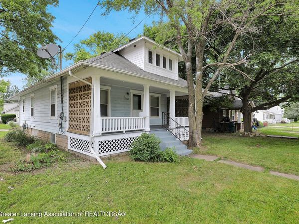 1624 W Willow Street, Lansing, MI 48915