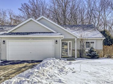 23712 Belle Court, Hampton, MN 55031
