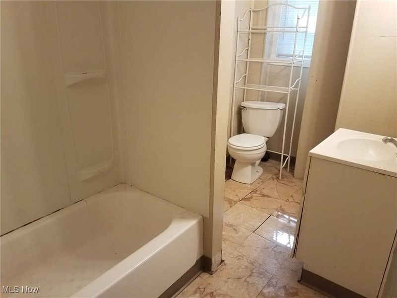 3052 W 47th Street, Cleveland, OH 44102 Photo 8