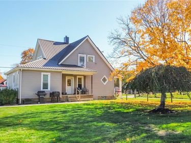 12459 SW Sandusky Drive, Beach City, OH 44608