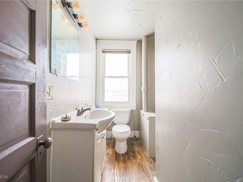 12459 SW Sandusky Drive, Beach City, OH 44608 Photo 21