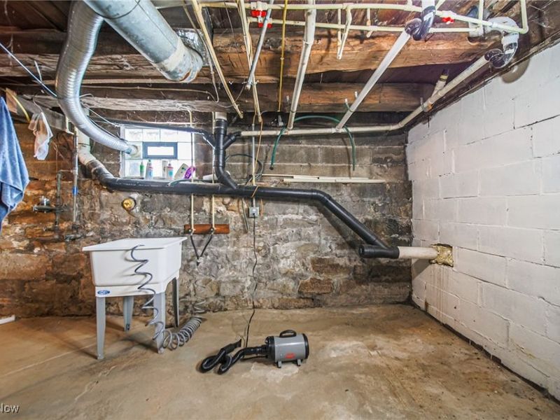 12459 SW Sandusky Drive, Beach City, OH 44608 Photo 27