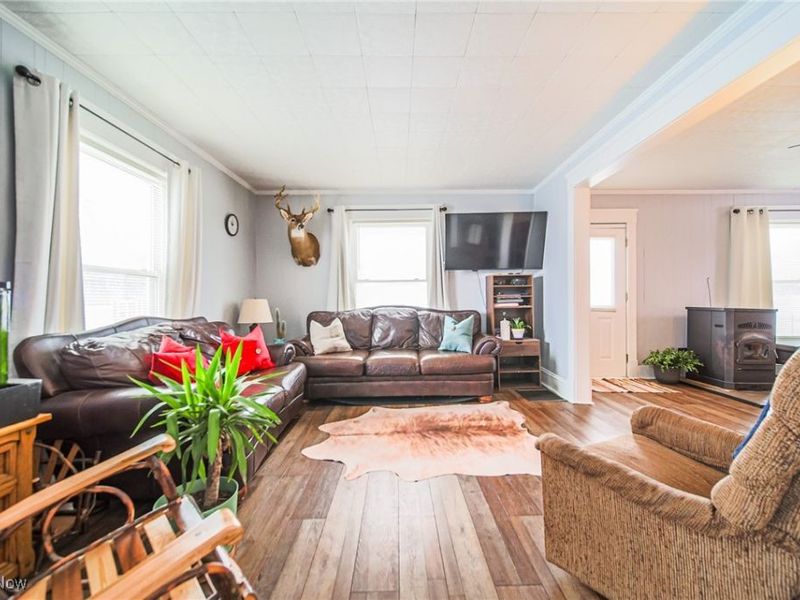 12459 SW Sandusky Drive, Beach City, OH 44608 Photo 5