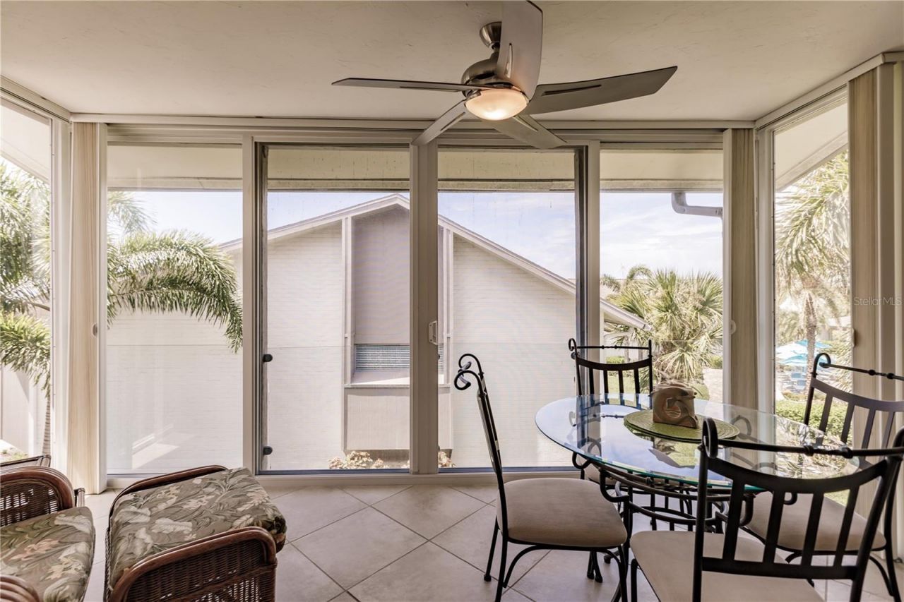 6052 W Peppertree Way, Unit 235B, Sarasota, FL 34242 Photo