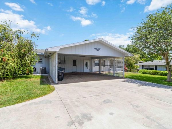 3102 SE 34TH AVENUE, OKEECHOBEE, FL 34974