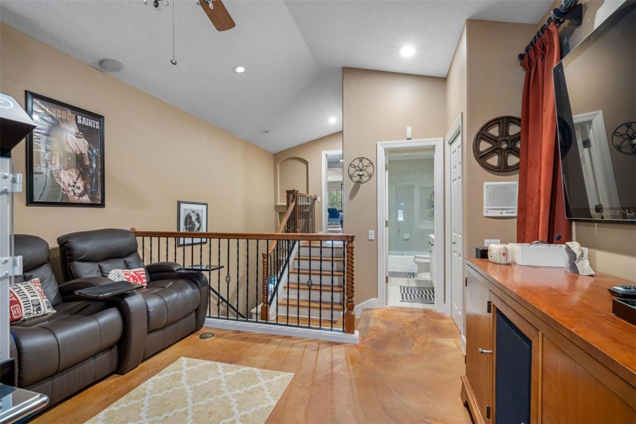 531 Isleworth Close, Tarpon Springs, FL 34688 Photo