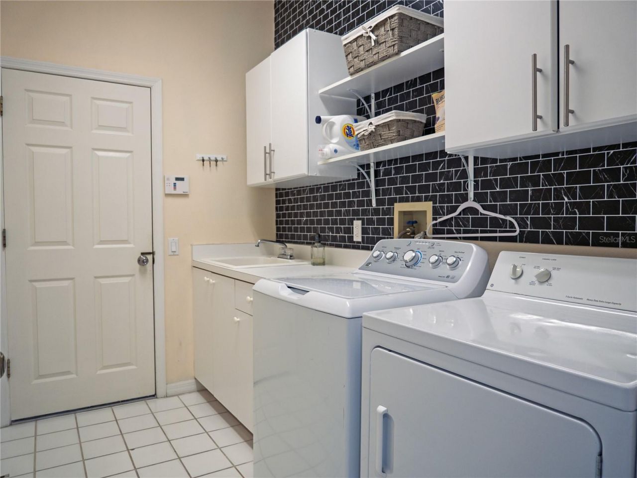 4054 Caddie Drive E, Bradenton, FL 34203 Photo