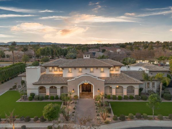 504 W HARMONY Place, Chandler, AZ 85248