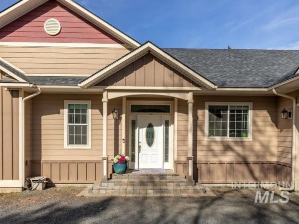 705 Rachel, Troy, ID 83871