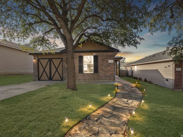 11002 moonlit, San Antonio, TX 78252