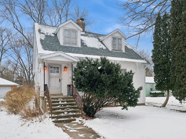 1202 Taylor Avenue, Highland Park, IL 60035