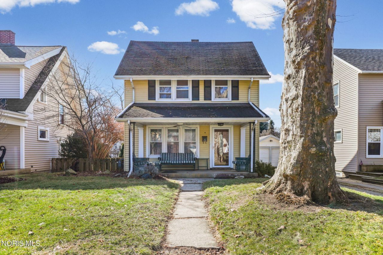 2239 Eastbrook Drive, Toledo, OH 43613 Main Photo