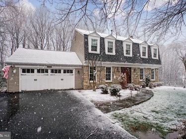 4623 UNIVERSITY DRIVE, FAIRFAX, VA 22030