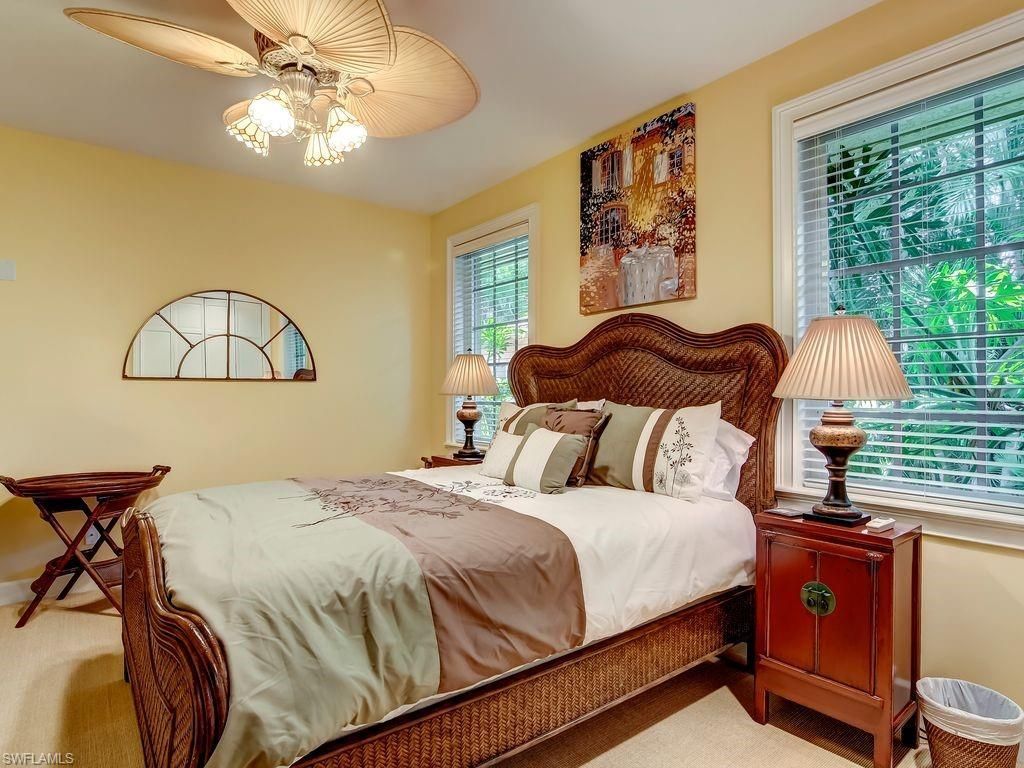 605 6th Ave N, Naples, FL 34102 Photo