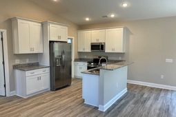 4356 Thomas St. photo 4