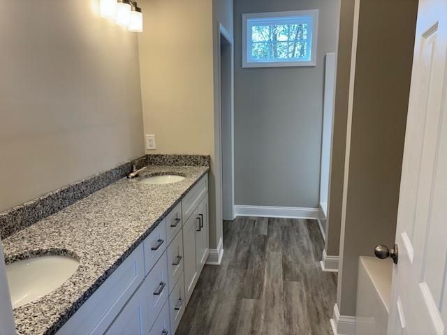 4356 Thomas St. Photo 8