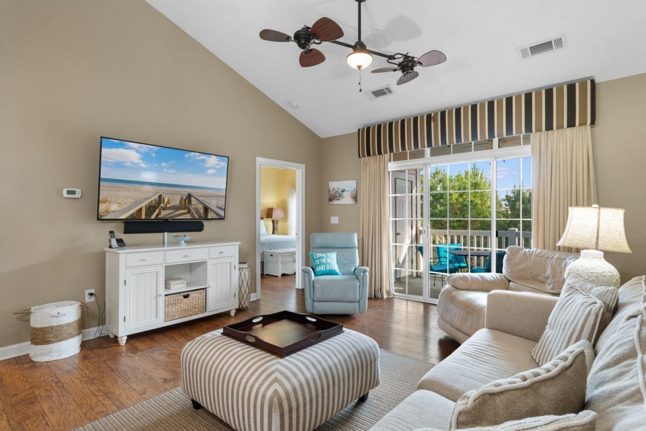 5750 Oyster Catcher Dr. Photo 11