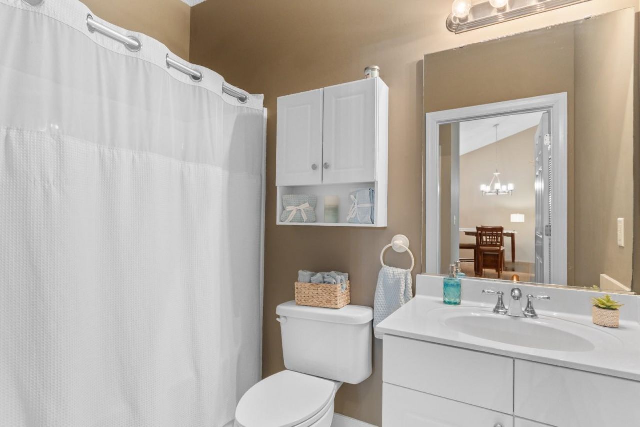 5750 Oyster Catcher Dr. Photo 21