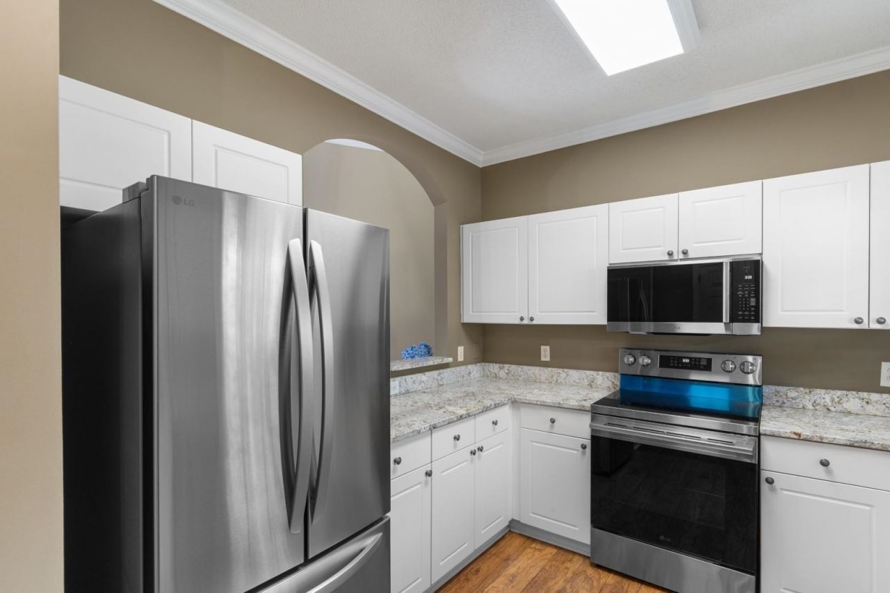 5750 Oyster Catcher Dr. Photo 7