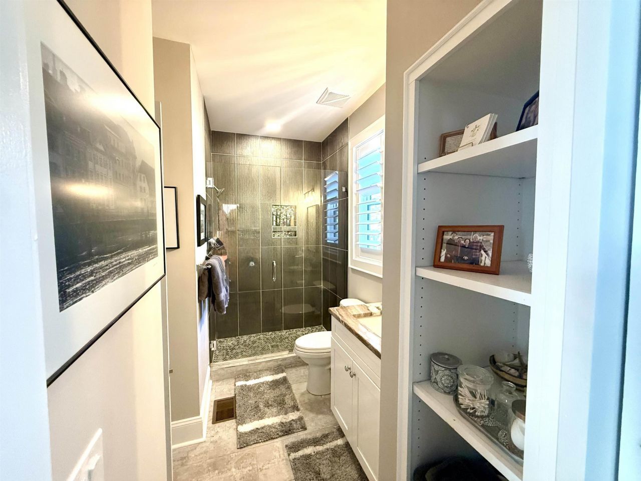 125 East Bay St. Photo 15