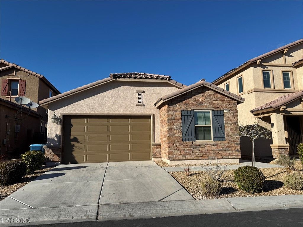 7154 Flowering Rose Avenue, Las Vegas, NV 89117 Main Photo