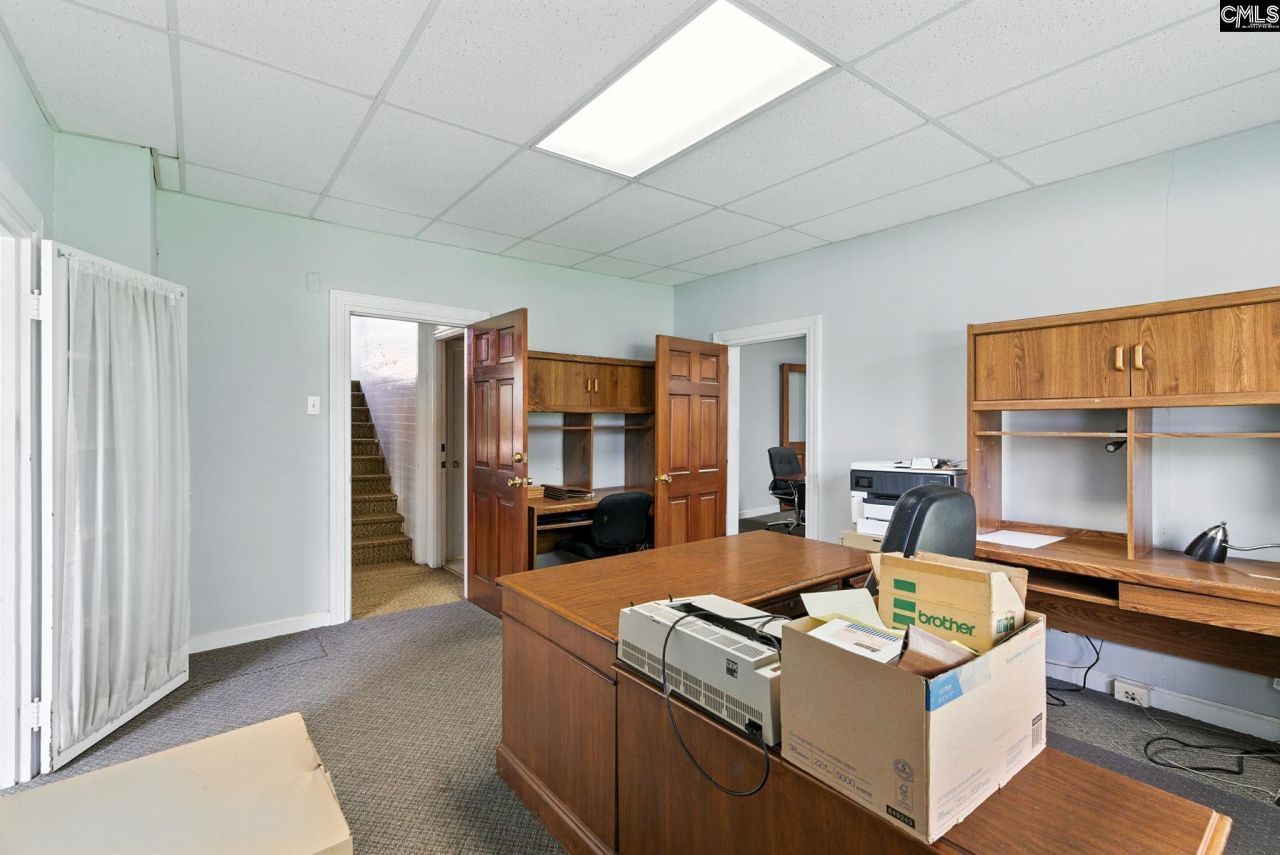 208 N Main  Photo 15