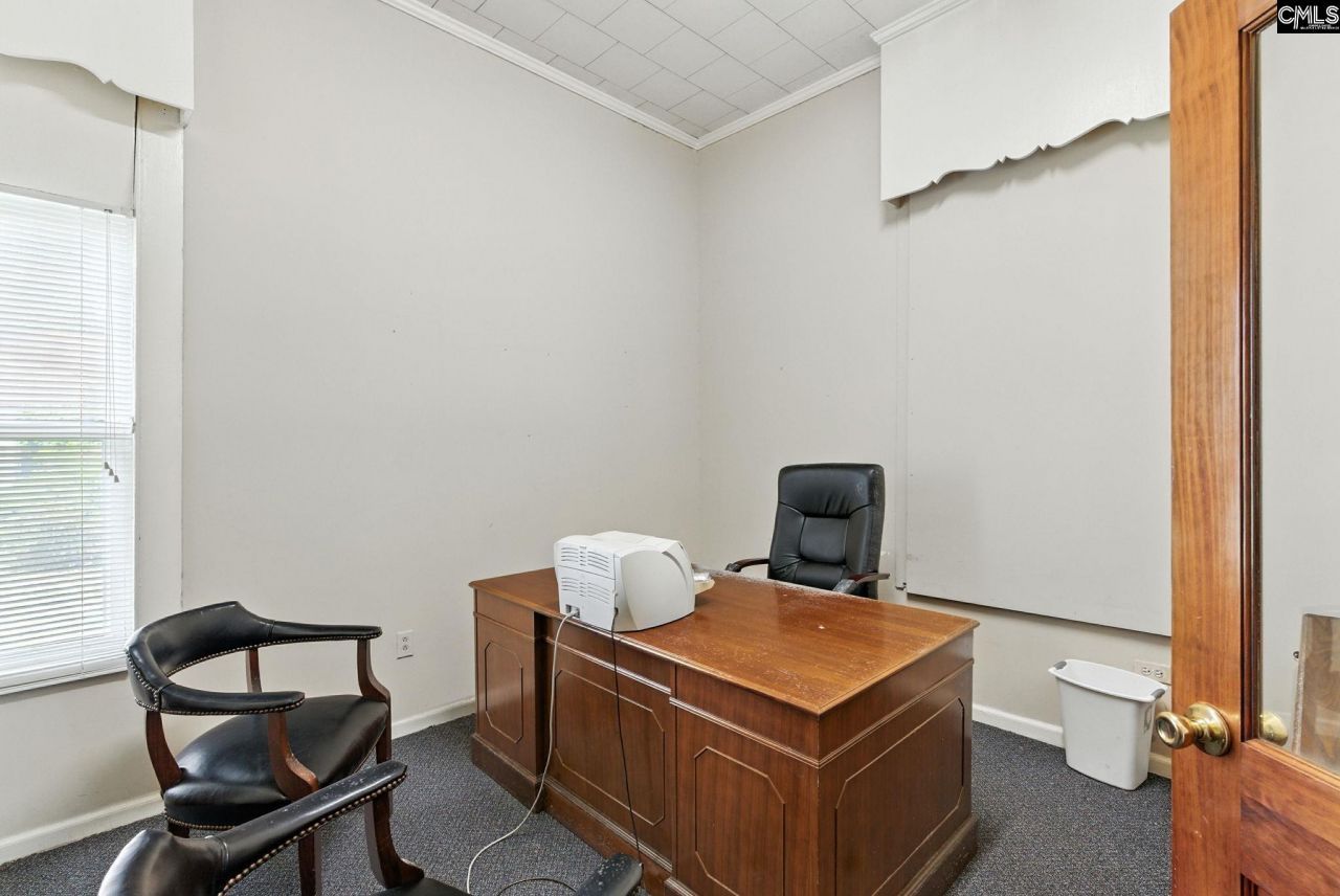 208 N Main  Photo 20