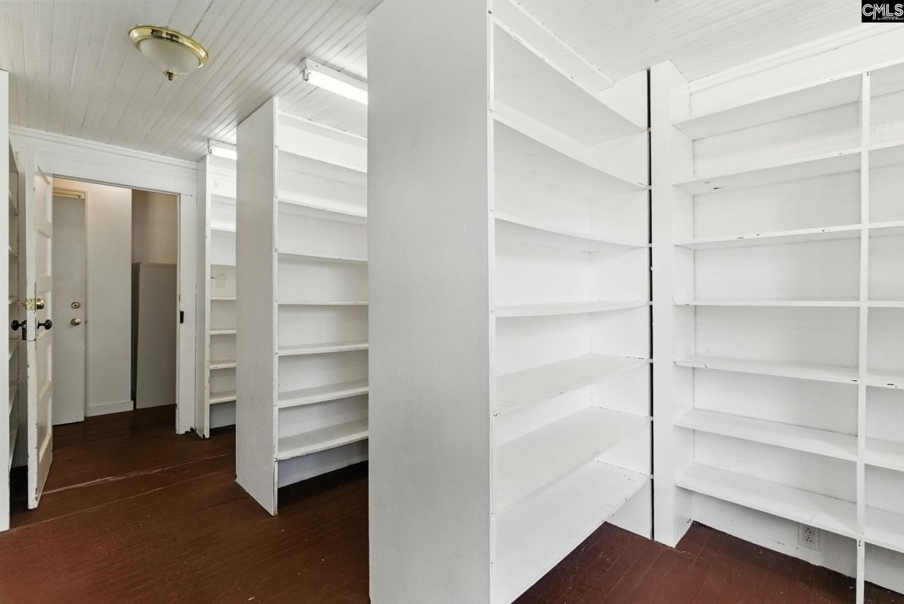 208 N Main  Photo 27